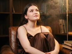 KaitlynVinion - female with brown hair and  big tits webcam at LiveJasmin