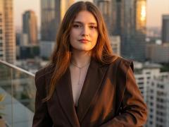 KaitlynVinion - female with brown hair and  big tits webcam at LiveJasmin
