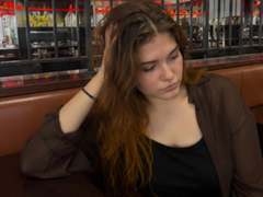 KaitlynVinion - female with brown hair and  big tits webcam at LiveJasmin
