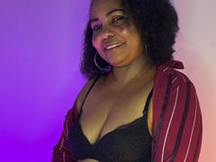 EleonorEbony from xLoveCam