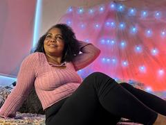 EleonorEbony - female with black hair and  small tits webcam at xLoveCam