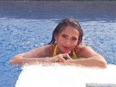 EliBaker - female with brown hair webcam at xLoveCam