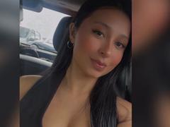 EliaBaker - female webcam at xLoveCam