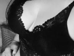 EliaLina - female with black hair webcam at xLoveCam