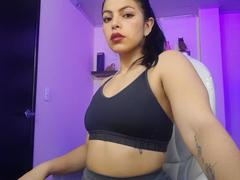 EliieRuizz - female with black hair and  small tits webcam at xLoveCam