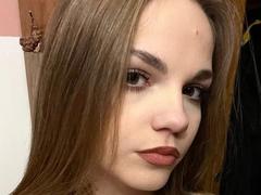 Elika-hot - blond female webcam at xLoveCam