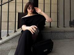 CarmonYorton - female with brown hair webcam at xLoveCam