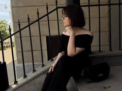CarmonYorton - female with brown hair webcam at xLoveCam