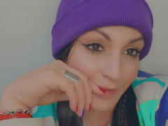 ElinaJhonson - female with brown hair and  big tits webcam at xLoveCam