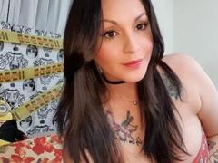 ElinaJhonson - female with brown hair and  big tits webcam at xLoveCam
