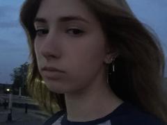 ElisBraun from LiveJasmin