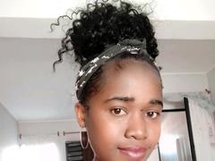 Elisa69Hot - female webcam at xLoveCam