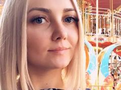 EliseONE - blond female with  big tits webcam at xLoveCam