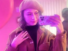 ElizaCanterville - female with brown hair webcam at LiveJasmin