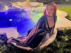 ElizaLovely - female with red hair and  small tits webcam at xLoveCam
