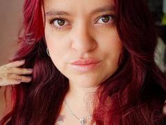 ElizabethFire from xLoveCam