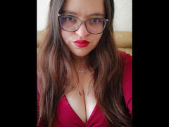 ElizabethFire - female webcam at xLoveCam