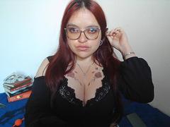 ElizabethFire - female webcam at xLoveCam