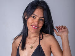 ElizabethManson - female with black hair and  big tits webcam at xLoveCam
