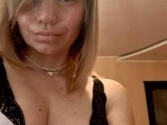 ElizavetaCream - blond female with  big tits webcam at xLoveCam