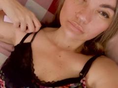 ElizavetaCream - blond female with  big tits webcam at xLoveCam