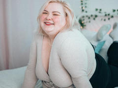 EllaBale - blond female with  big tits webcam at LiveJasmin