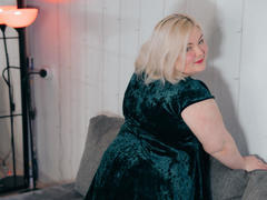 EllaBale - blond female with  big tits webcam at LiveJasmin