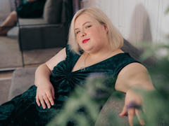 EllaBale - blond female with  big tits webcam at LiveJasmin