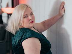 EllaBale - blond female with  big tits webcam at LiveJasmin