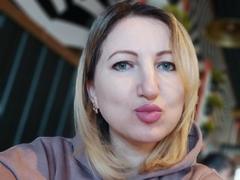 EllaLessie - blond female with  small tits webcam at xLoveCam