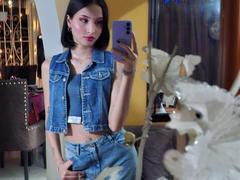 EllectraX - female with black hair webcam at xLoveCam