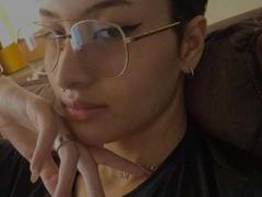 EllectraX - female with black hair webcam at xLoveCam