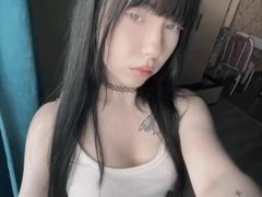 EllenChristoph - female with black hair webcam at xLoveCam