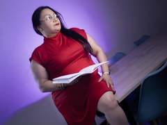 EllenaMilf - female with black hair and  big tits webcam at xLoveCam