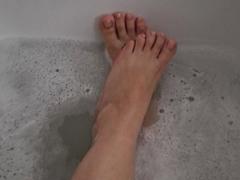 Elli69-hot - female with brown hair webcam at xLoveCam