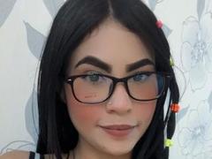ElliSmiith - female with black hair and  big tits webcam at LiveJasmin