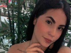 ElliSmiith - female with black hair and  big tits webcam at LiveJasmin