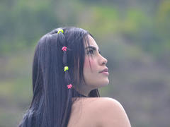 ElliSmiith - female with black hair and  big tits webcam at LiveJasmin