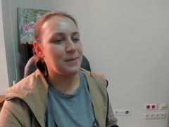 Elliance from xLoveCam