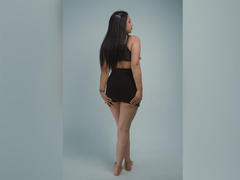 ElliePayton - female with black hair webcam at xLoveCam