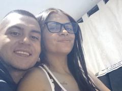 ElliiandCarl69 from xLoveCam