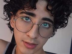 ElliotNoir - male webcam at xLoveCam