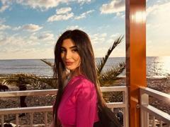 EllynBousqute - female webcam at xLoveCam