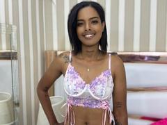 EloiseMillers - female with black hair webcam at xLoveCam