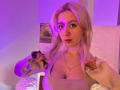 ElsaStorm - blond female with  small tits webcam at ImLive