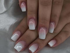 Elvinna - blond female webcam at xLoveCam