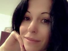 EllysaSun from ImLive