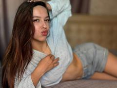 ElzaX-hot - female with brown hair webcam at xLoveCam
