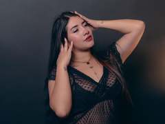 EmaFiore - female with black hair webcam at xLoveCam
