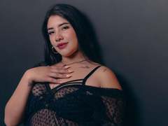 EmaFiore - female with black hair webcam at xLoveCam